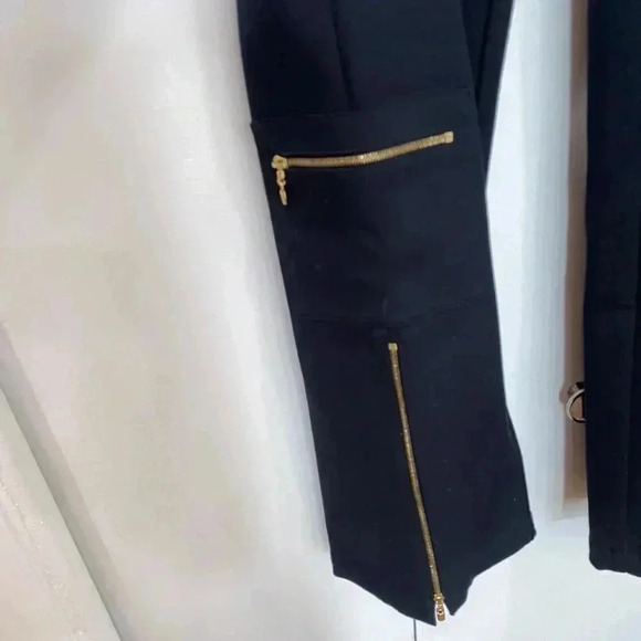 St.John Sport by Marie Gray Black Utility Pants with Gold Zippers Sz 6 - Picture 4 of 10